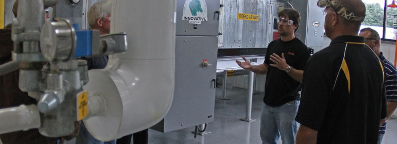 Jay Voissem teaching in the CO2 Lab